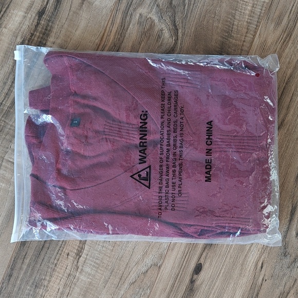 NWT Burgundy v-neck sweater - Picture 2 of 6